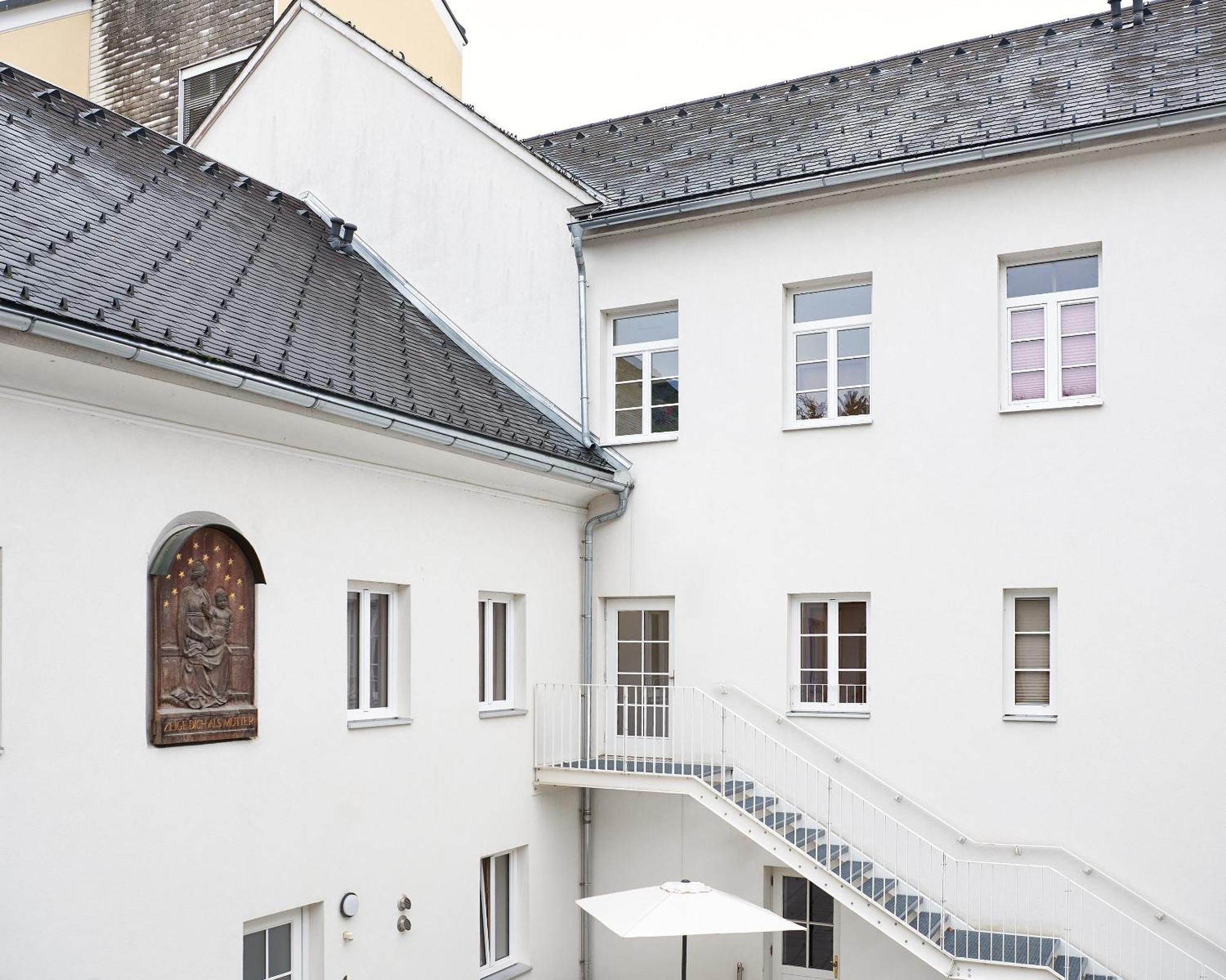 Отель Kapellerhof Stadl-Paura Экстерьер фото